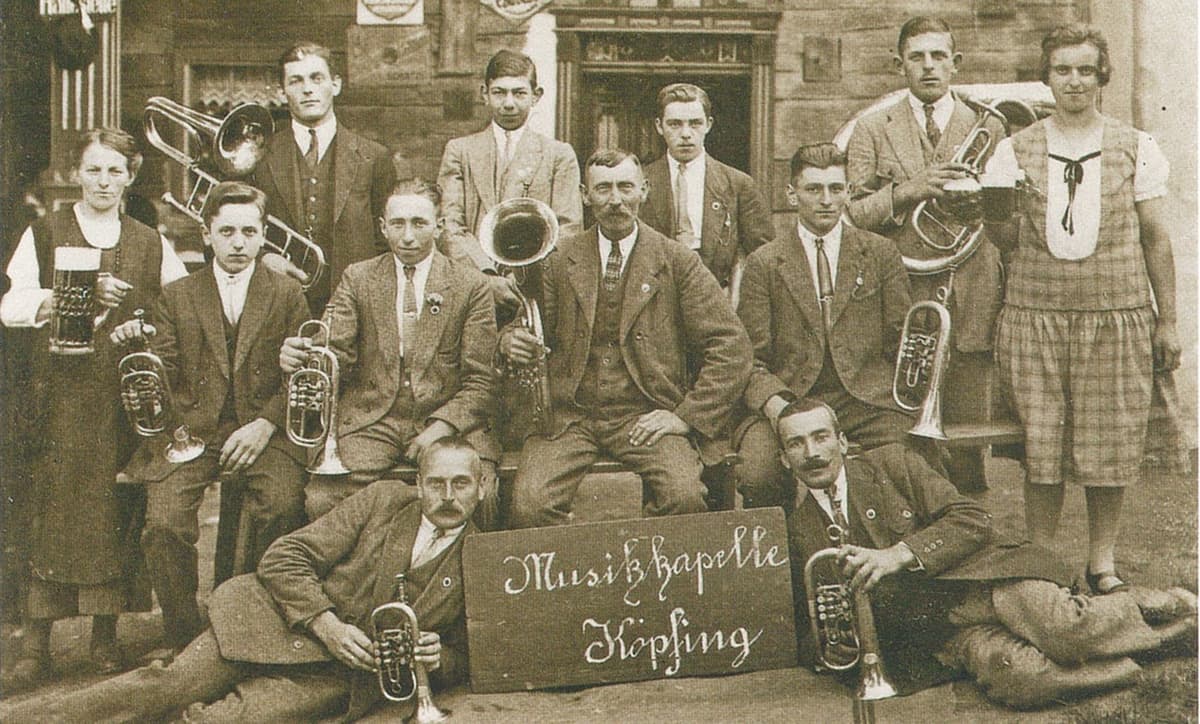 ~1927